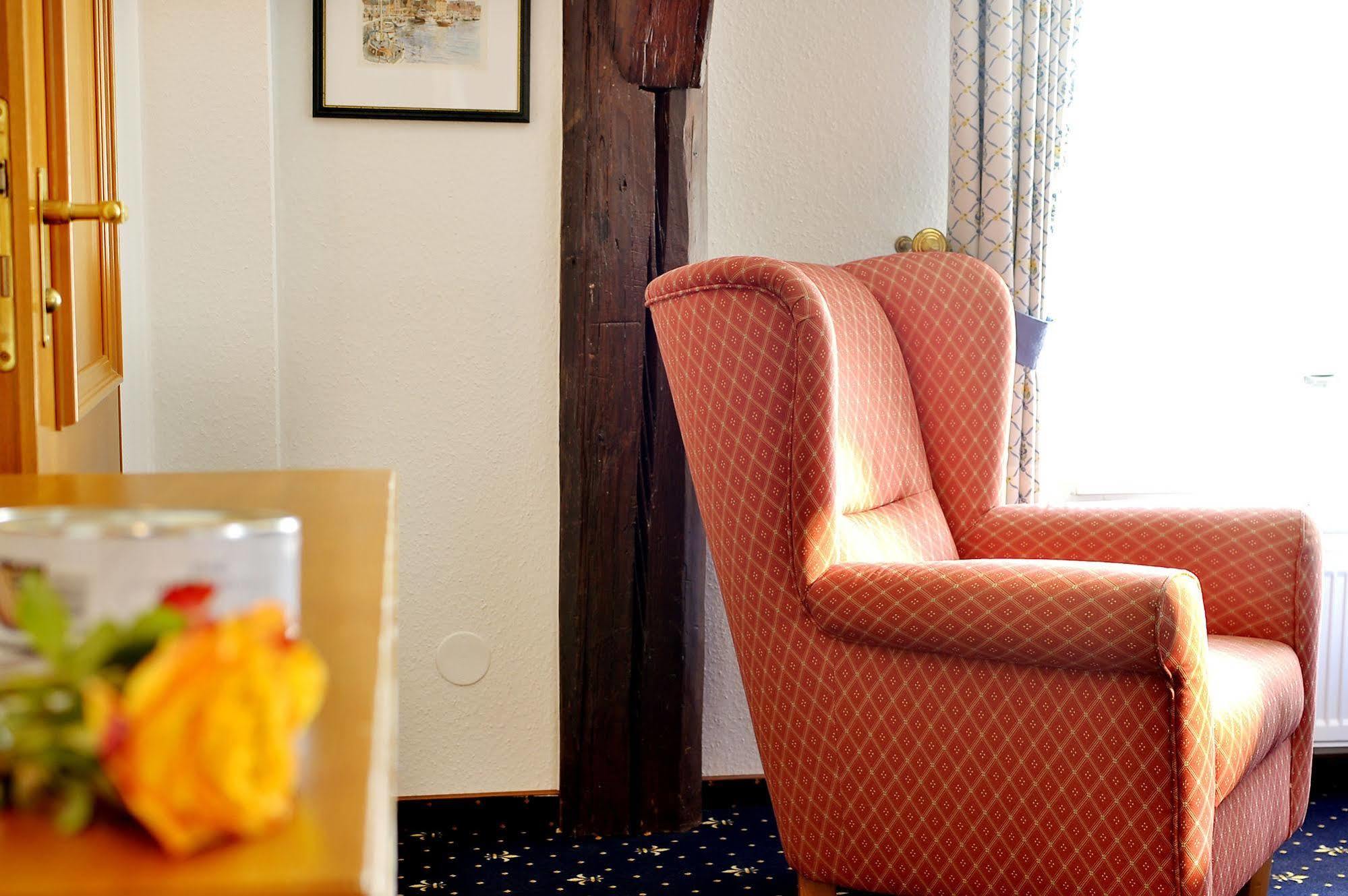 Hotel Alter Packhof Munden  Exterior photo